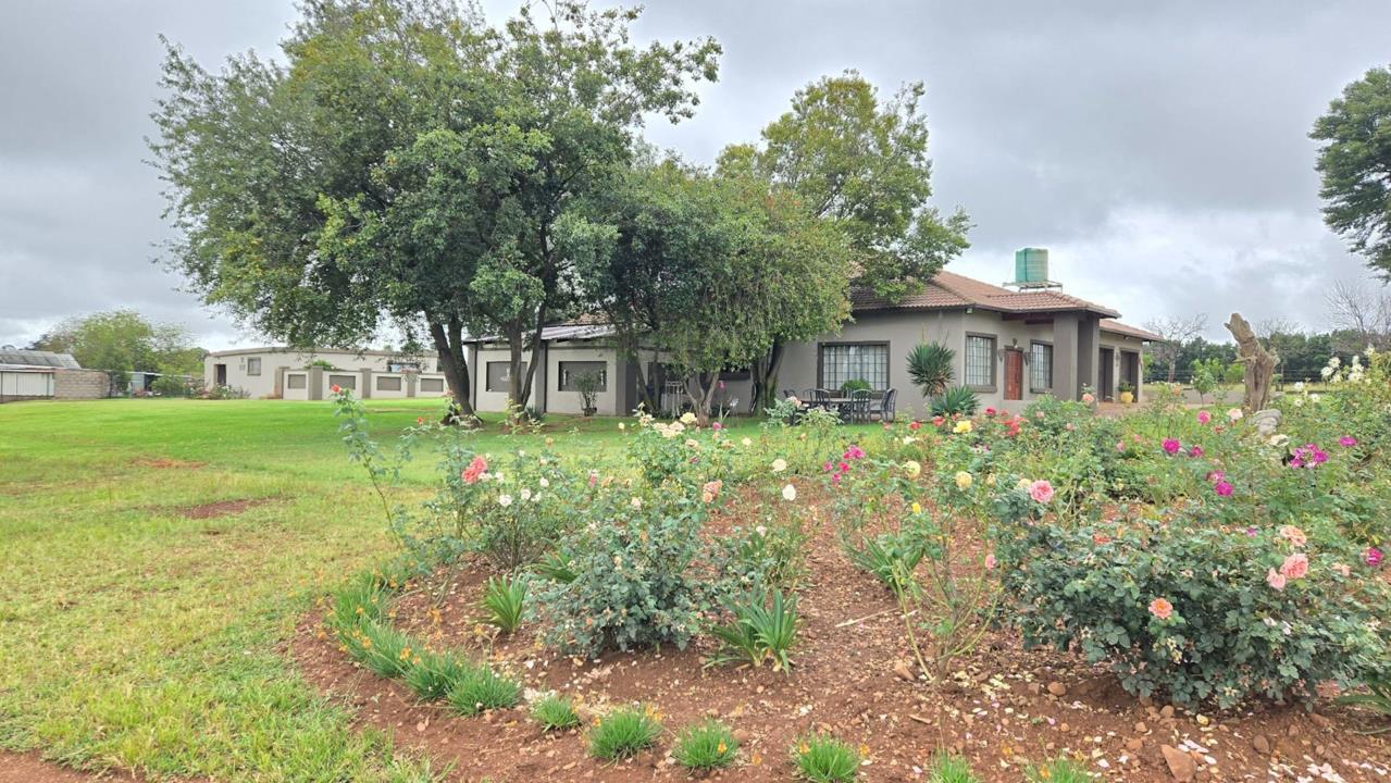 Farm for sale in Bapsfontein - P24-117003982