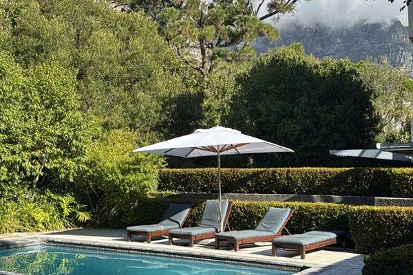 Nox Exclusive Mandate

R15 000 000 Plus VAT

Set within the tranquil surroundings of The Glen, this beautifully designed 3-bedroom ...