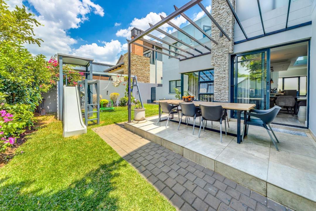 Listing number: P24-116573266, Image number: 1
