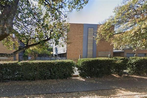 1.5-Bedroom Apartment in the Heart of Queenswood 

Discover comfortable and convenient living in this well-positioned 1.5-bedroom ...