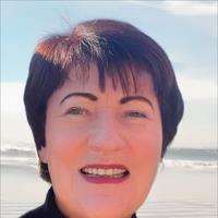 Agent profile for Suzy Louw