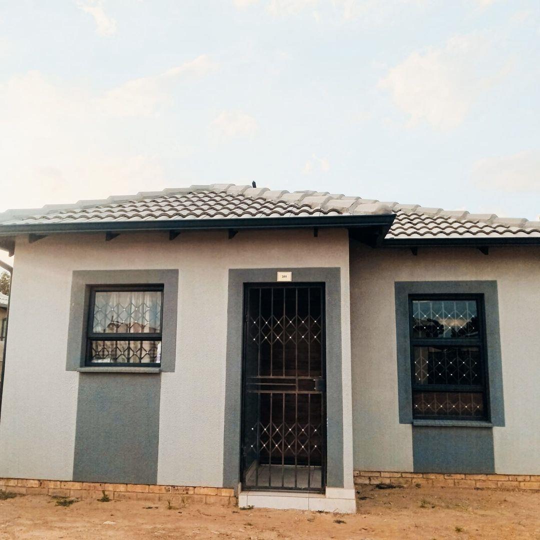 2 Bedroom House for sale in New Modder - P24-117007937