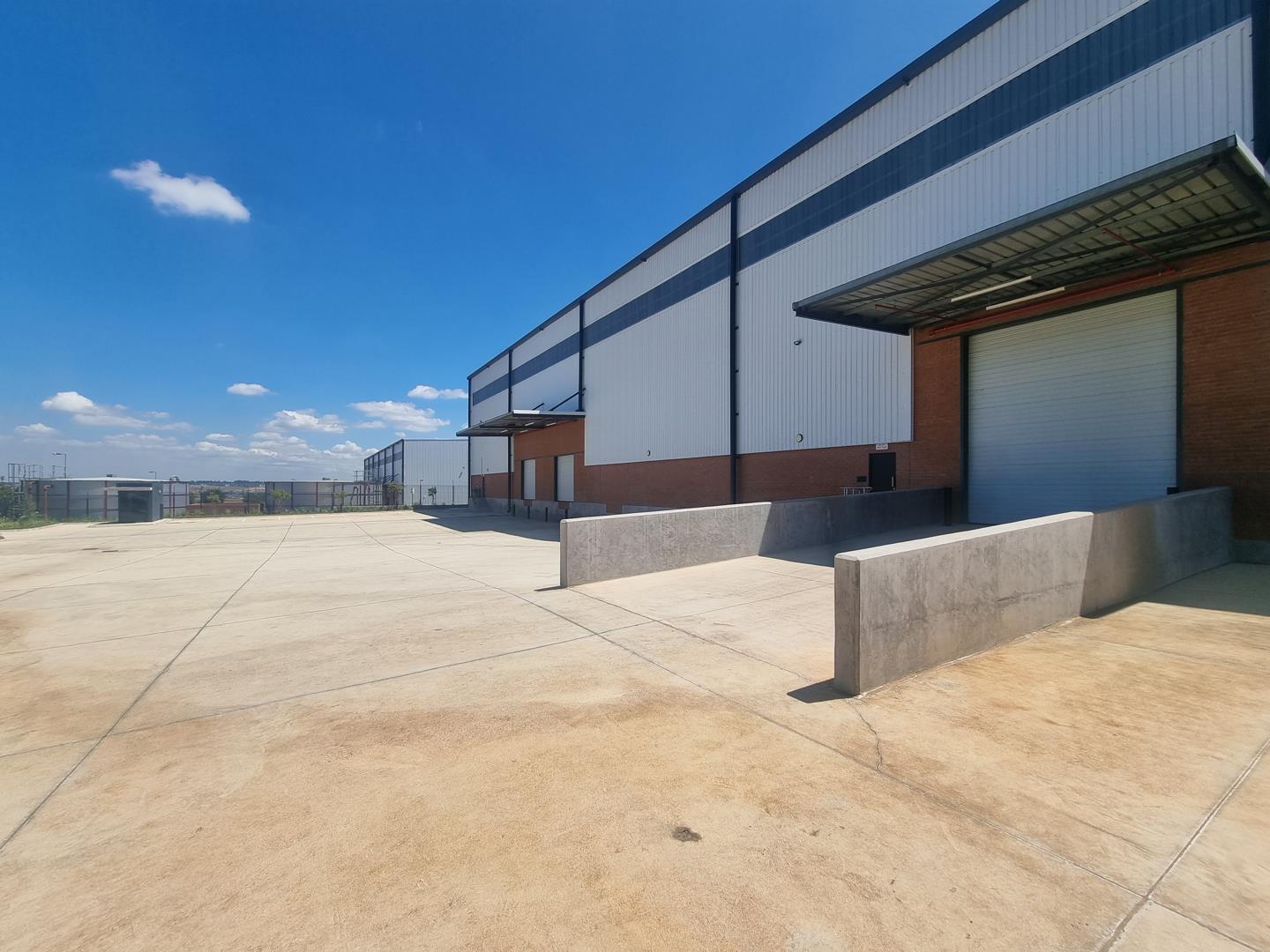 Industrial property to rent in Samrand Business Park - 103 Sterling Rd ...
