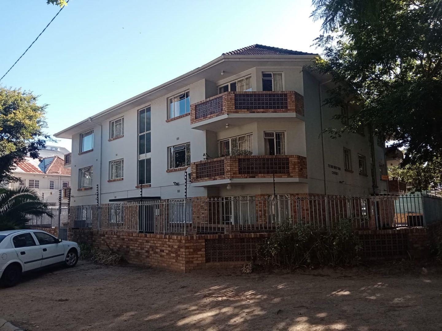 3 Bedroom Apartment / flat to rent in Rondebosch - P24-117013491