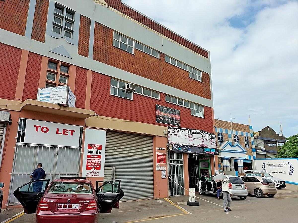 Commercial property to rent in Isipingo Rail - P24-115942758