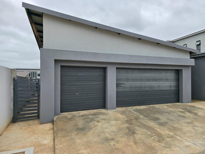 3 Bedroom House for sale in Riverside Estate - P24-117019216