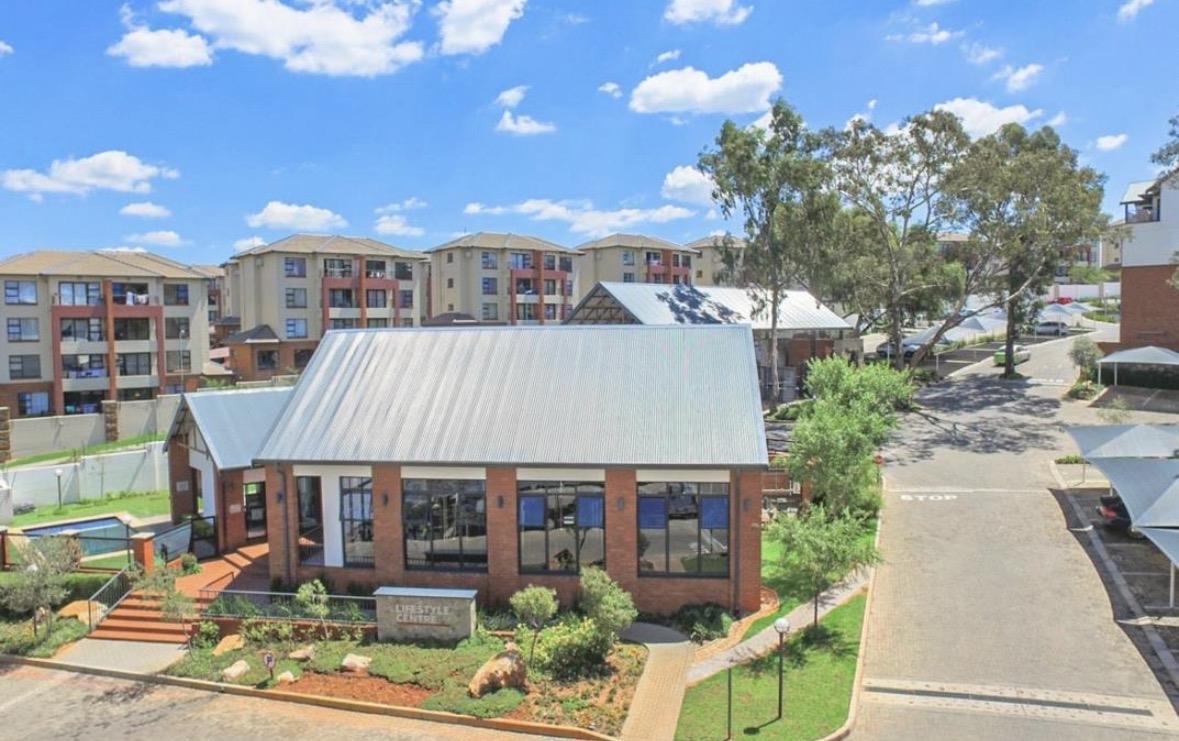 1 Bedroom Apartment / flat for sale in Oakdene - P24-117019795