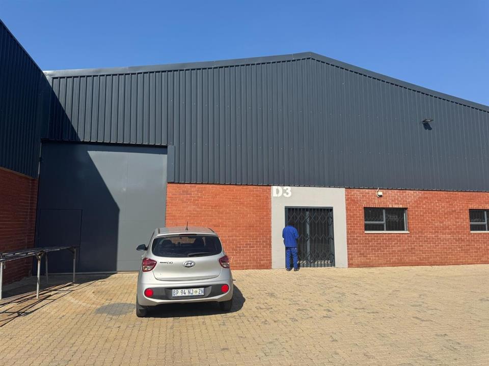 Industrial property to rent in Roodepoort Central - 3 Rietvallei Road ...