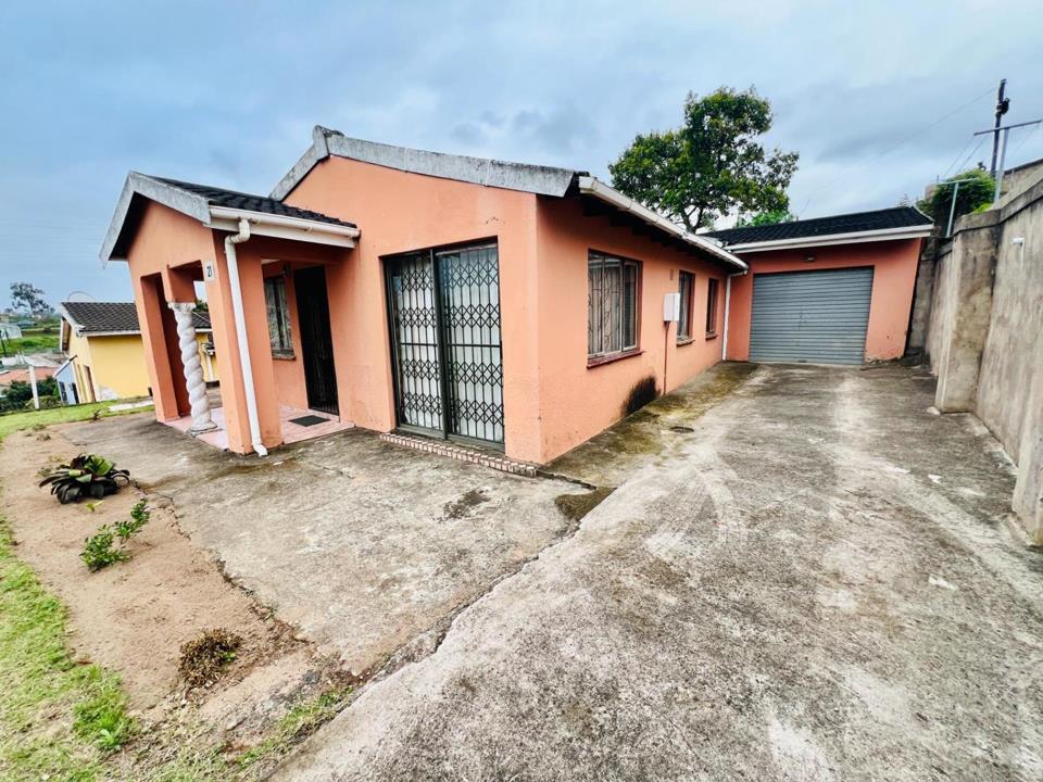 4 Bedroom House for sale in Inanda Congo - P24-117021975