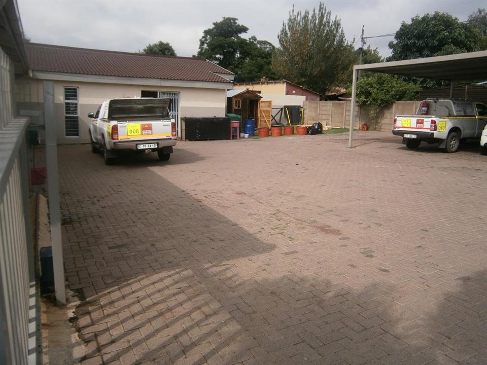 Commercial Property to Rent in Witbank Central