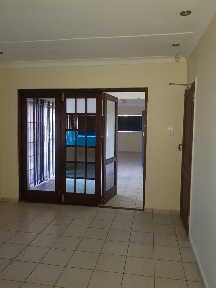 Commercial Property to Rent in Witbank Central
