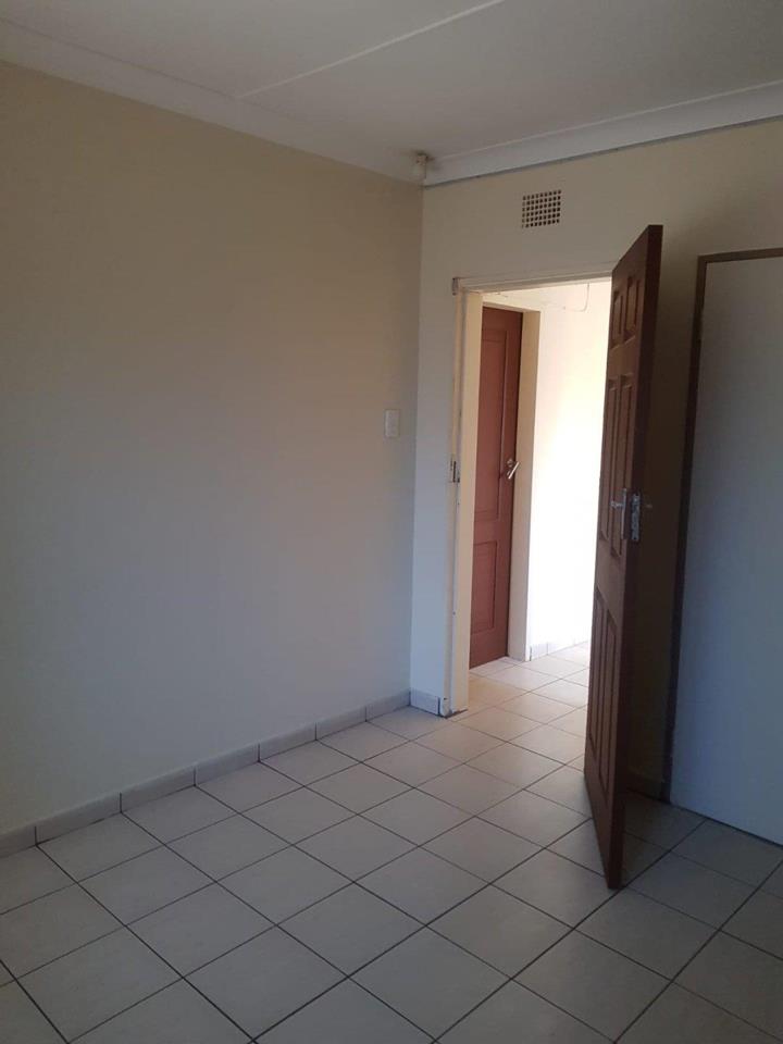 Commercial Property to Rent in Witbank Central
