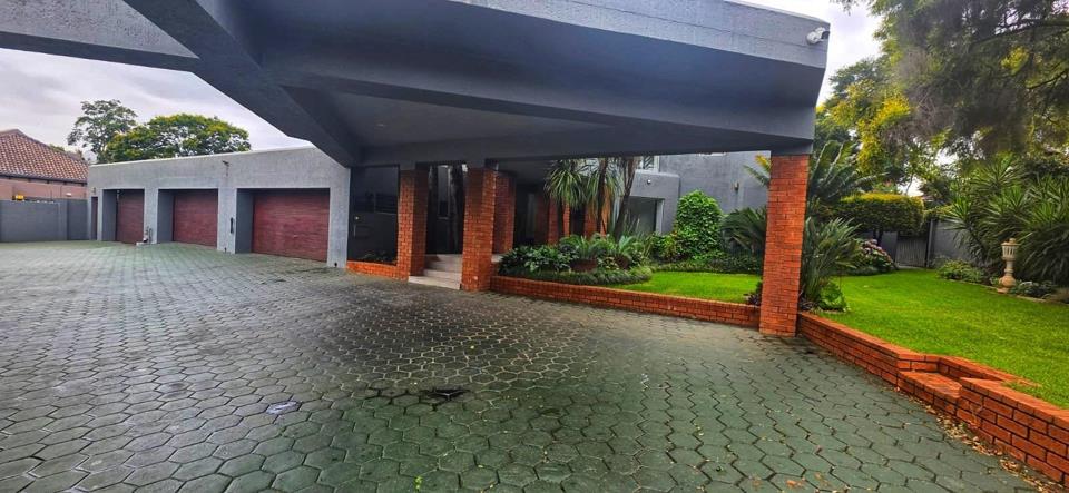 Listing number: P24-117025806, Image number: 2