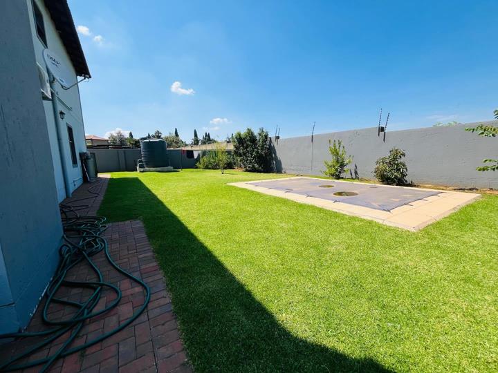 Listing number: P24-116849021, Image number: 2