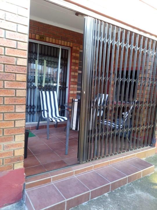 Listing number: P24-117032671, Image number: 2