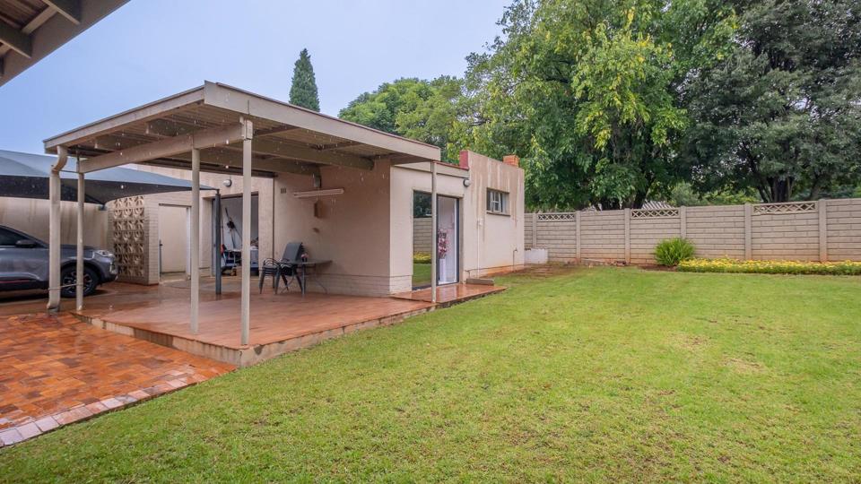 Listing number: P24-117038982, Image number: 2