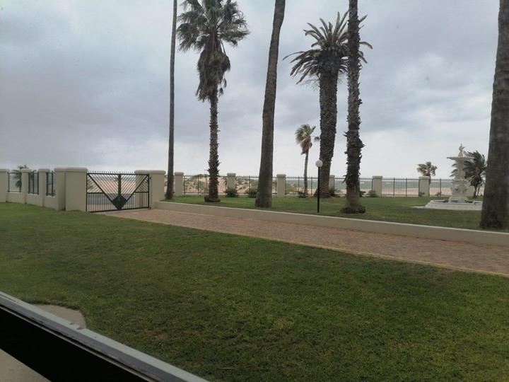 3 Bedroom Apartment / flat for sale in Van Ryneveld - 46 Beach Road ...