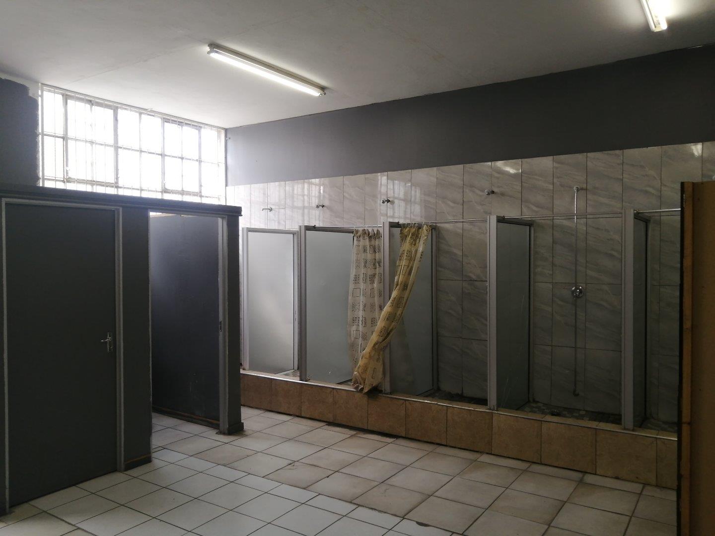 Commercial Property to Rent in Witbank Central