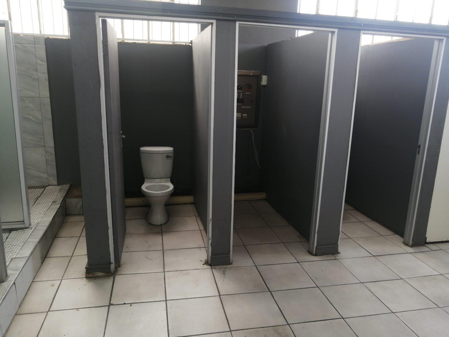Commercial Property to Rent in Witbank Central