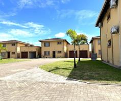 Apartment / Flat for sale in Veld En Vlei