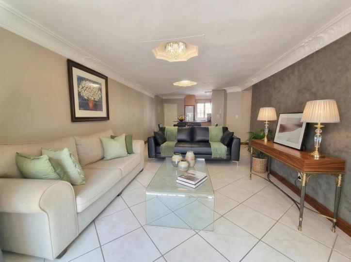 2 Bedroom Apartment / flat for sale in Rivonia - C 5th Avenue - P24 ...