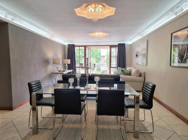 2 Bedroom Apartment / flat for sale in Rivonia - C 5th Avenue - P24 ...