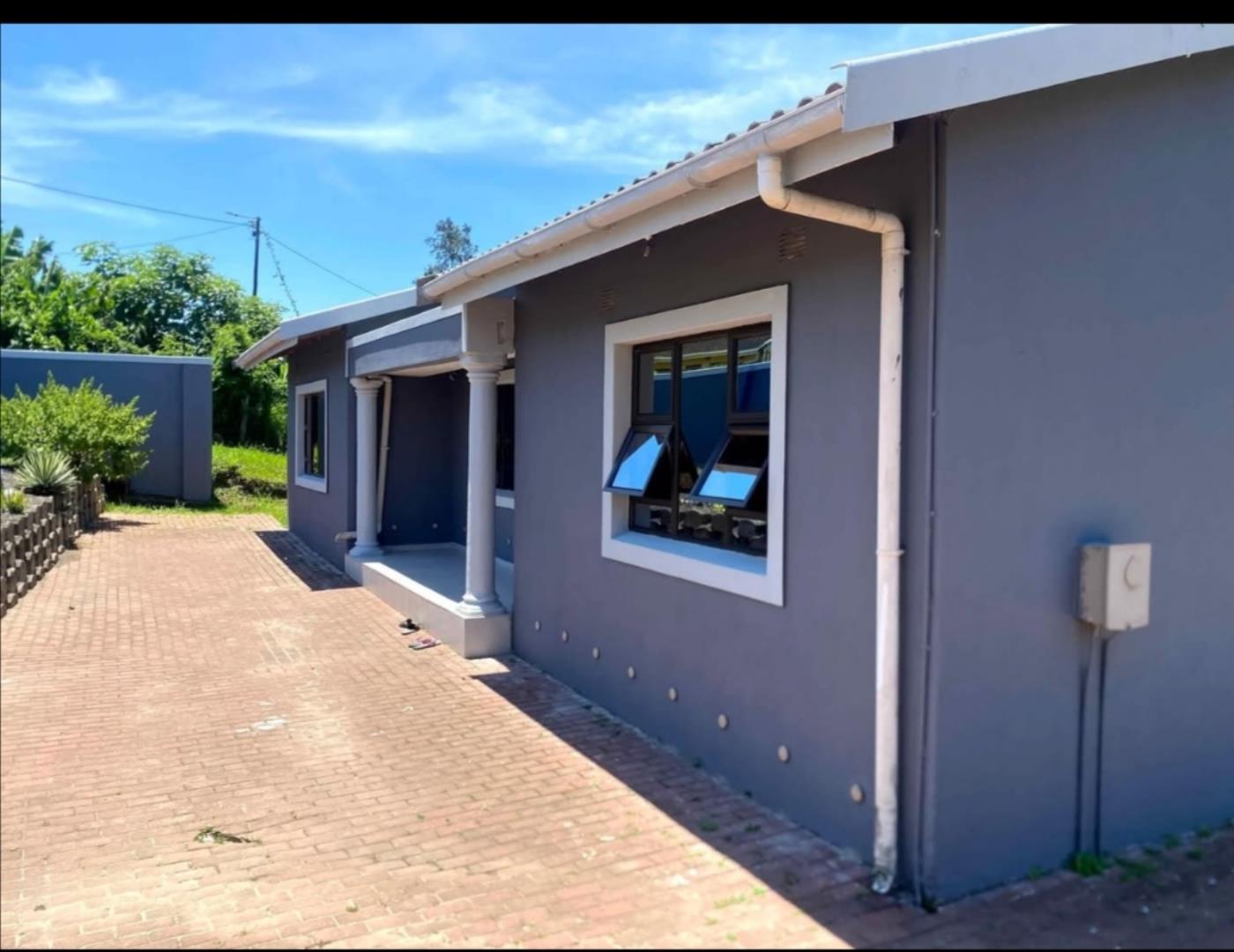 3 Bedroom House for sale in Townview - P24-117045834