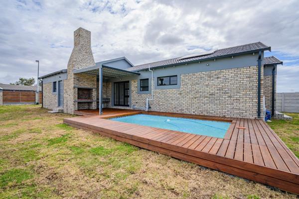 Set on a spacious ±830 sqm erf in the quiet, established area of Fairview, this full-title home offers privacy, space, and convenience — just minutes from Walmer Park Shopping ...