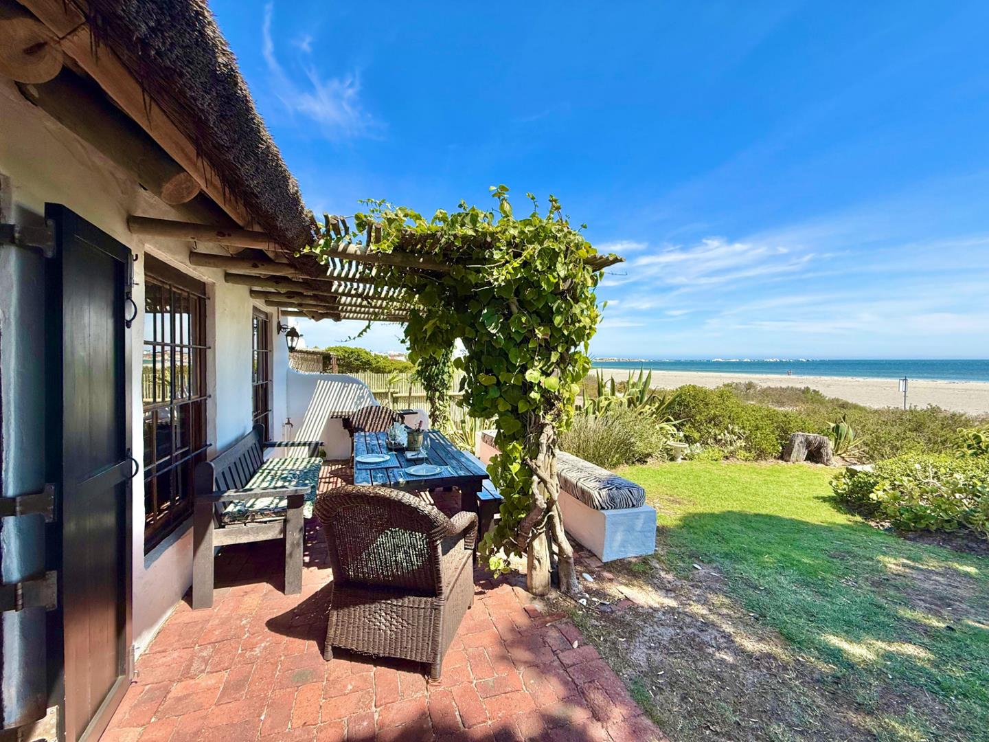 House · 4 bed · in 7 Soldateklip, Paternoster, Western Cape