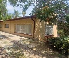 House for sale in Birch Acres