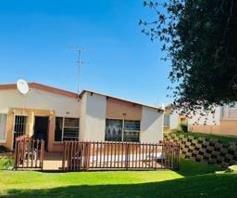 Townhouse for sale in Ridgeway