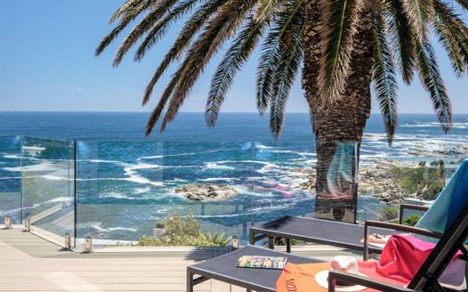 3 Bedroom Apartment / Flat for sale in Camps Bay
