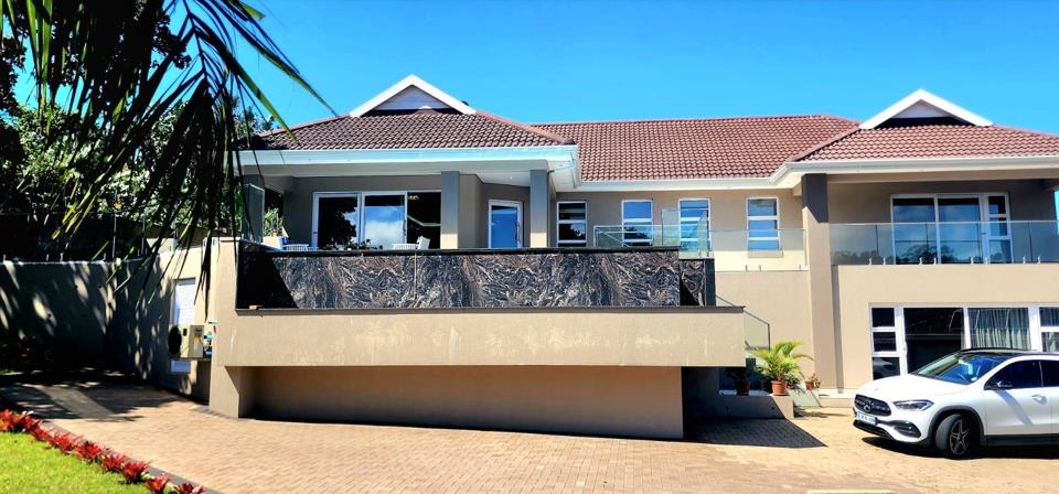 4 Bedroom House for sale in Shelly Beach - P24-117050031