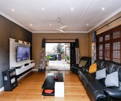 House for sale in Glenwood