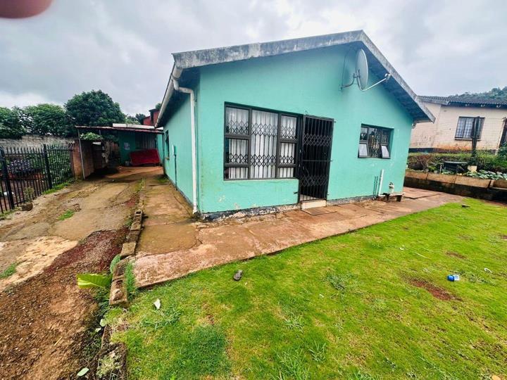 2 Bedroom House for sale in Copesville - P24-117054856