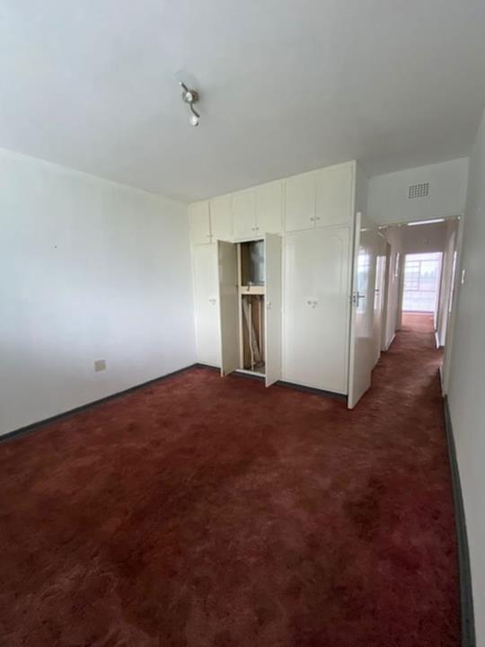 Listing number: P24-117055254, Image number: 2