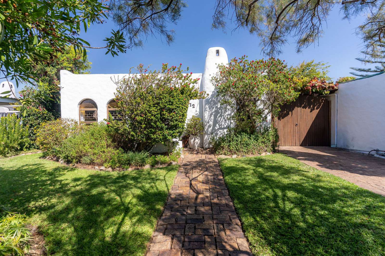 House (Single-storey, Spanish-inspired) · 3 bed · in 12 Nice Road, Diep River, Cape Town