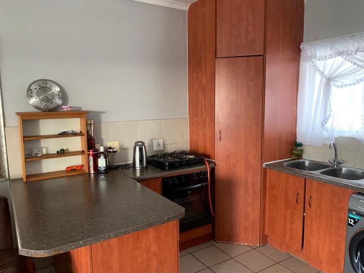1 Bedroom Apartment / flat for sale in Annlin - 246 Matlabas Avenue ...
