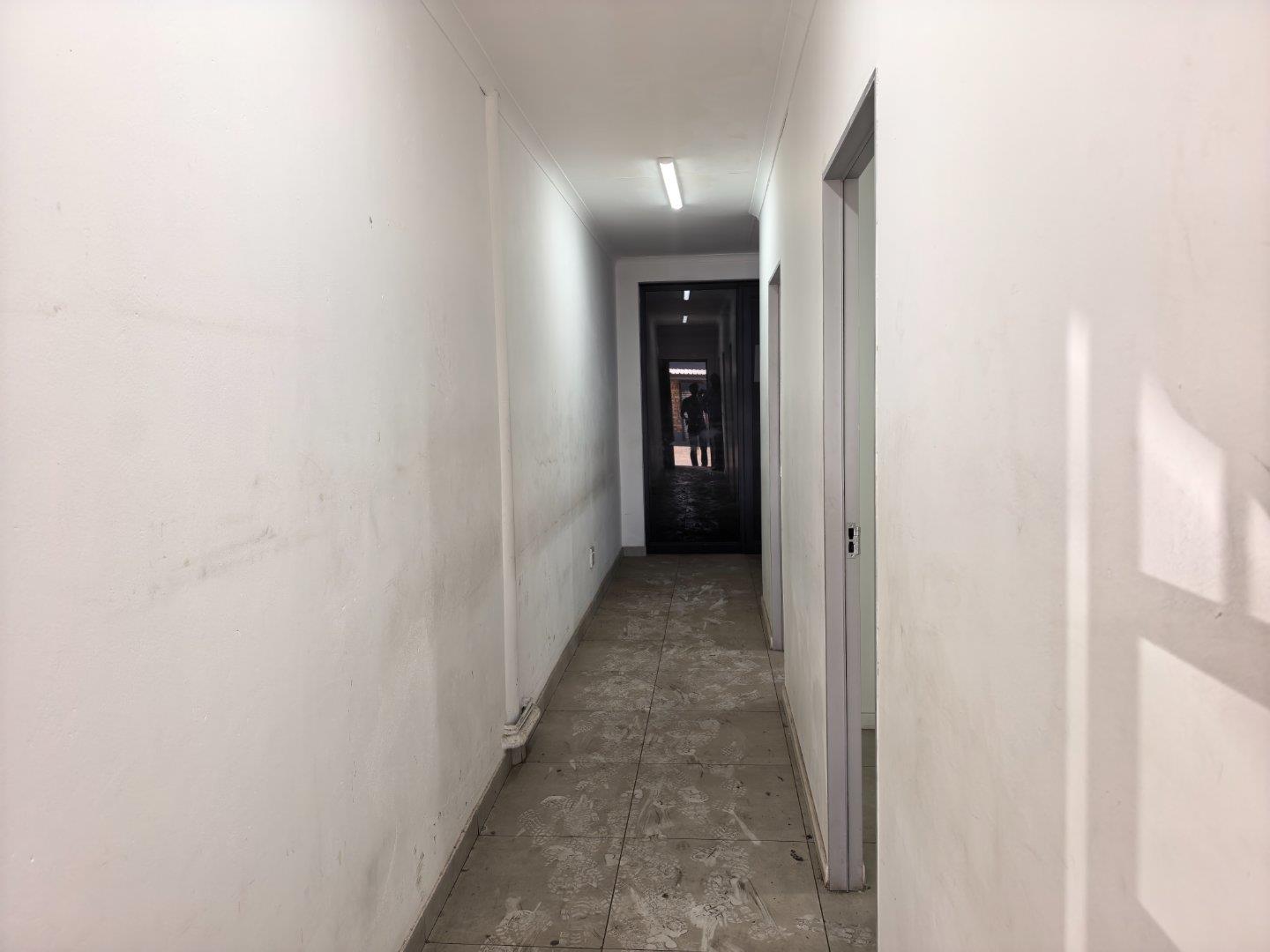Commercial Property to Rent in Witbank Central