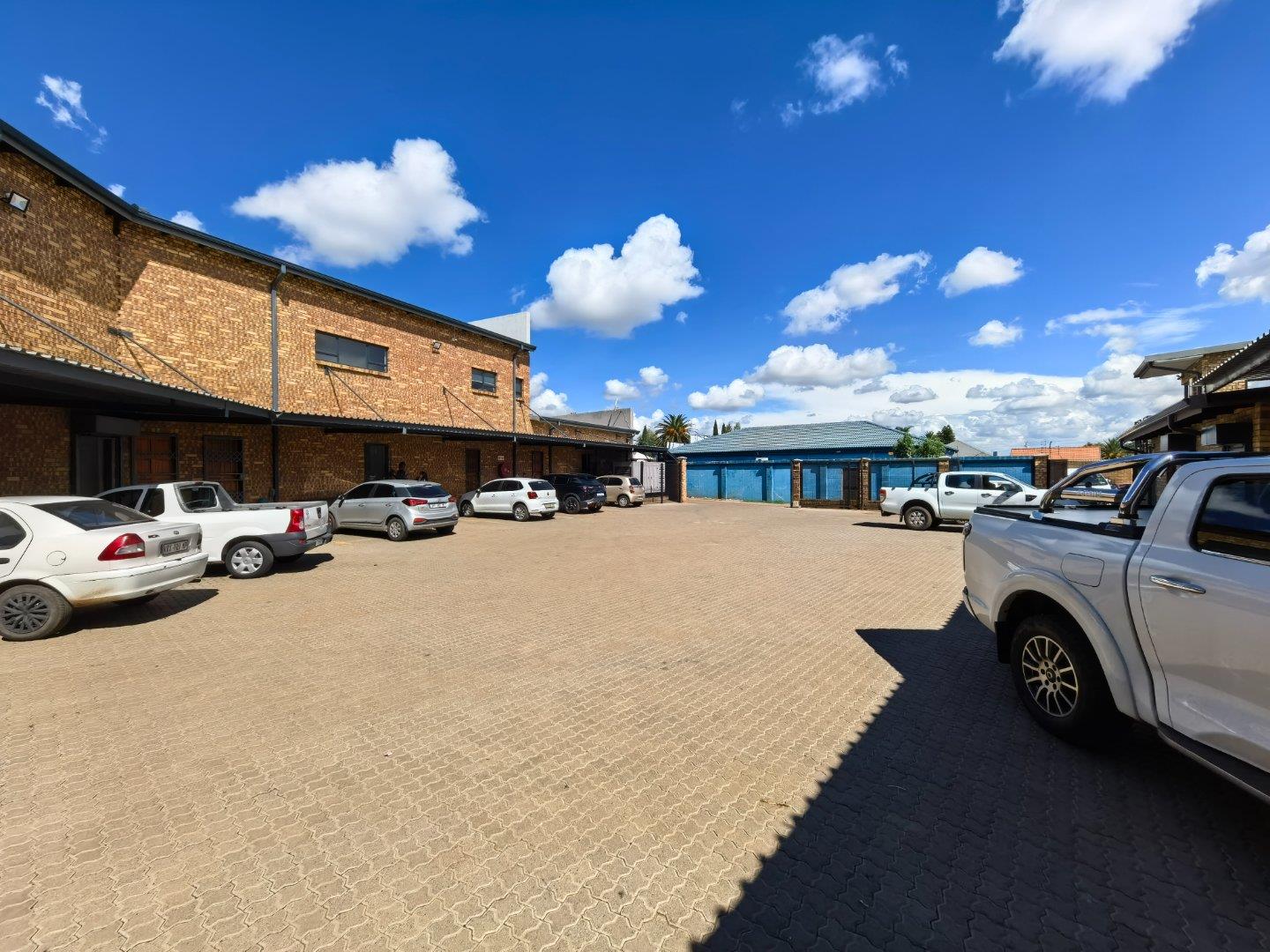 Commercial Property to Rent in Witbank Central
