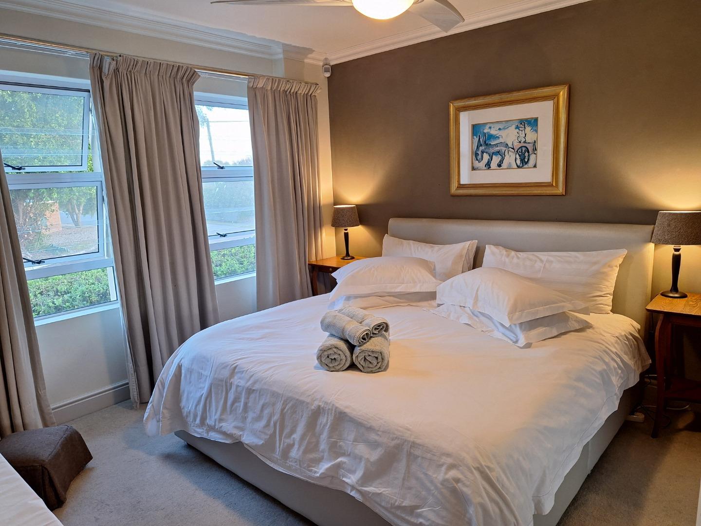 Photo of 3 Bedroom Apartment / flat to rent in Seaside Longships