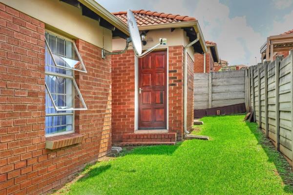 An Immaculate, Move In Ready Home Offering Style, Comfort and Attention to Detail

Set within the sought after Thatch Hill Estate, this ...