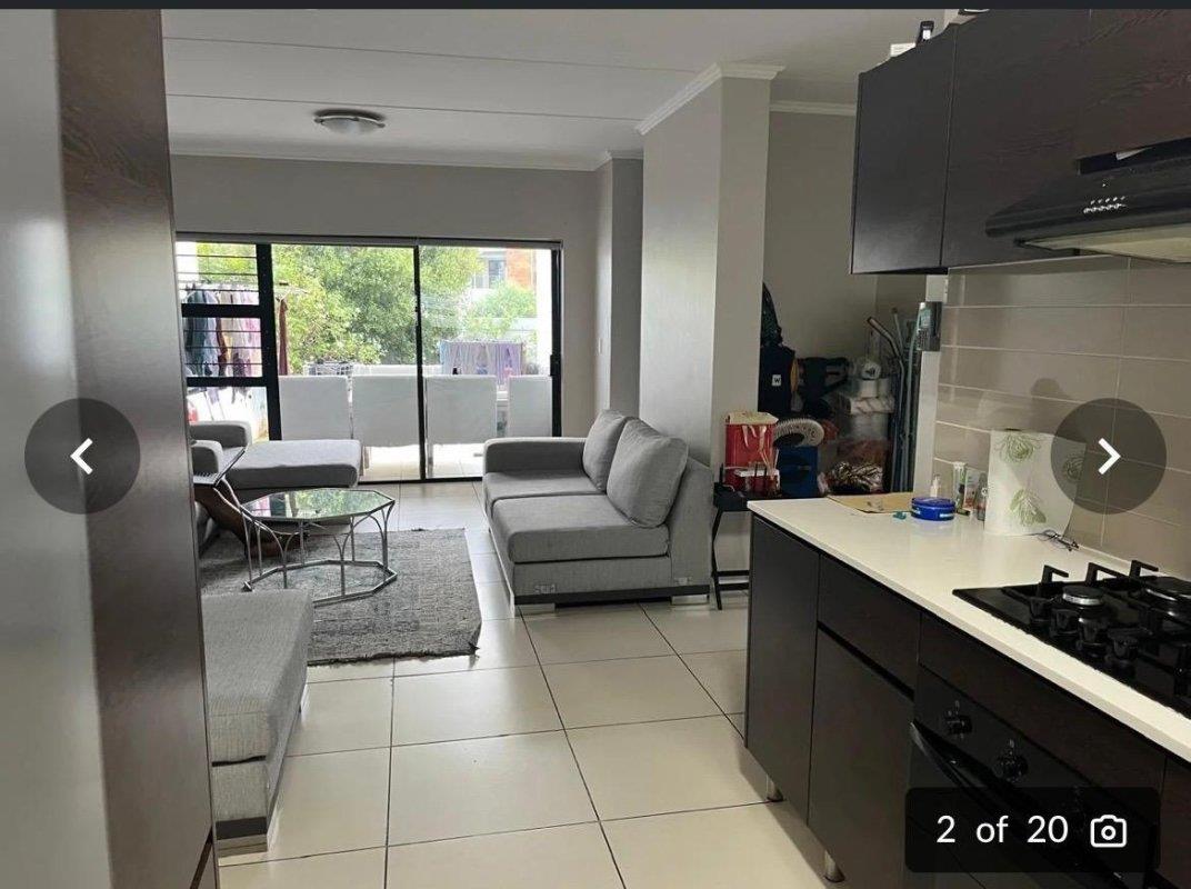 3 Bedroom Apartment / flat for sale in Greenstone Ridge - 1 Emerald ...