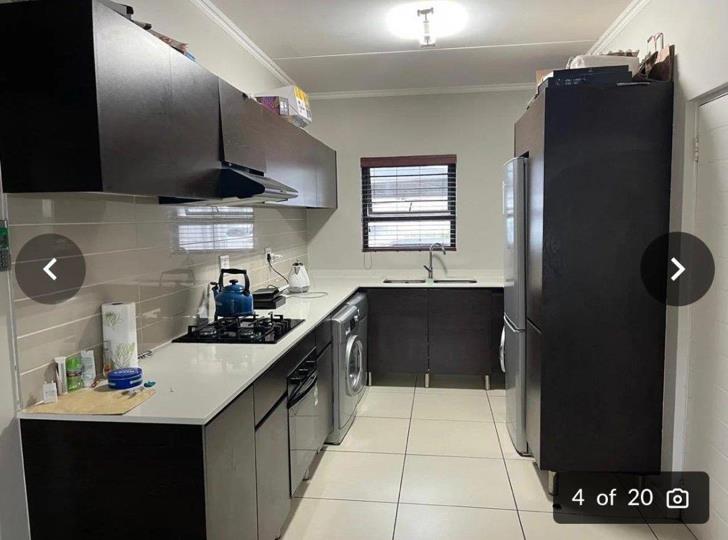 3 Bedroom Apartment / flat for sale in Greenstone Ridge - P24-117075274