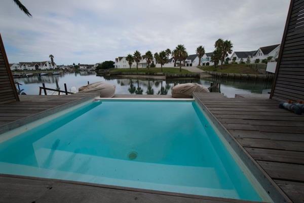 Available 1 Dec 2026 - 23 Dec 2026

Harcourts Oyster Holiday Accommodation: Wake up to calm canal views and the relaxed pace of coastal ...
