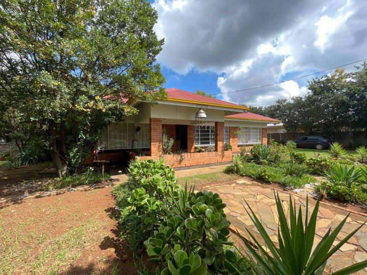 3 Bedroom House for sale in Three Rivers - P24-117070075