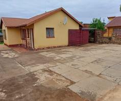 House for sale in Temba Unit 6