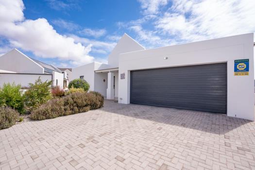 3 Bedroom House for sale in Harbour Lights
