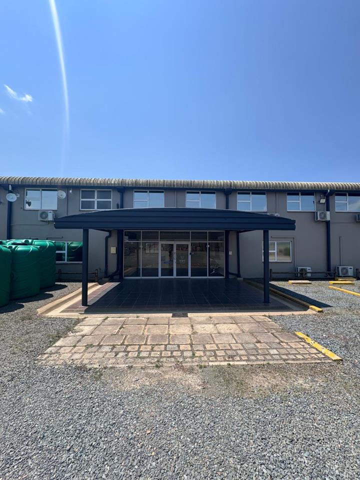 Commercial property to rent in Merrivale - P24-117071187