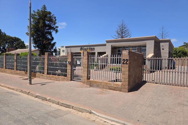 This centrally located office complex in Hout street, ideal for a professional practice ...